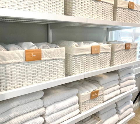 Professionally Organized Shelves