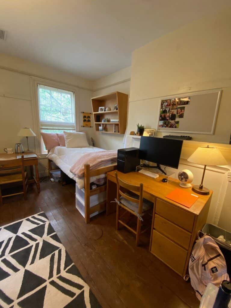 Dorm room after move-in is done