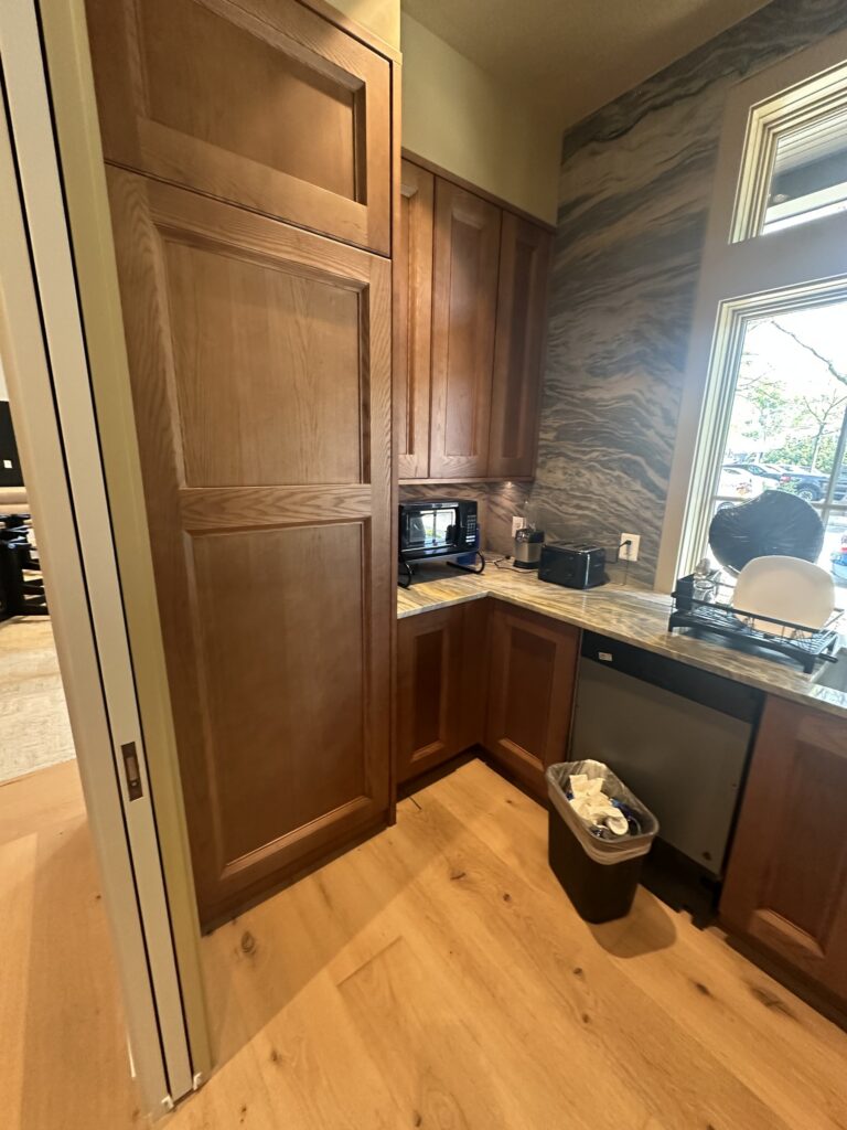 Working kitchen cabinets and dishwasher